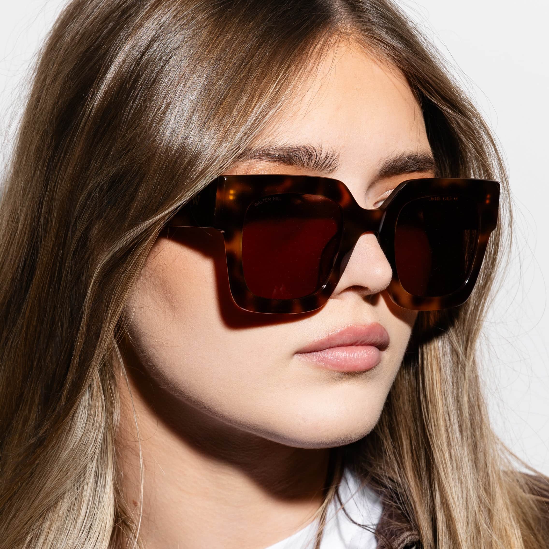 WALTER HILL Sunglasses SASHA - Royal Fuchsia